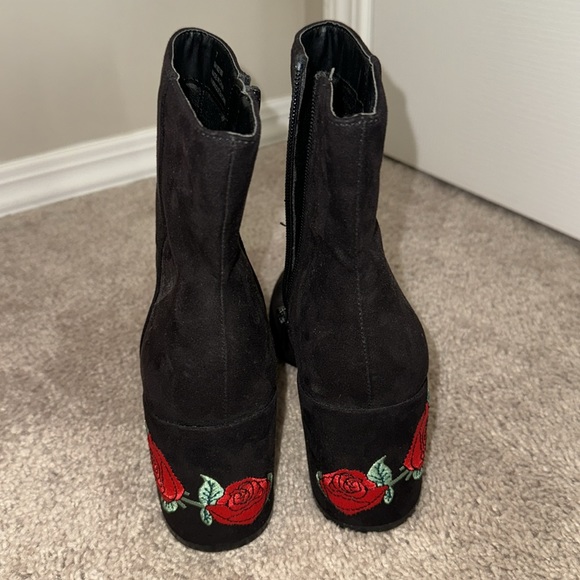 Heeled Boots - Picture 3 of 3